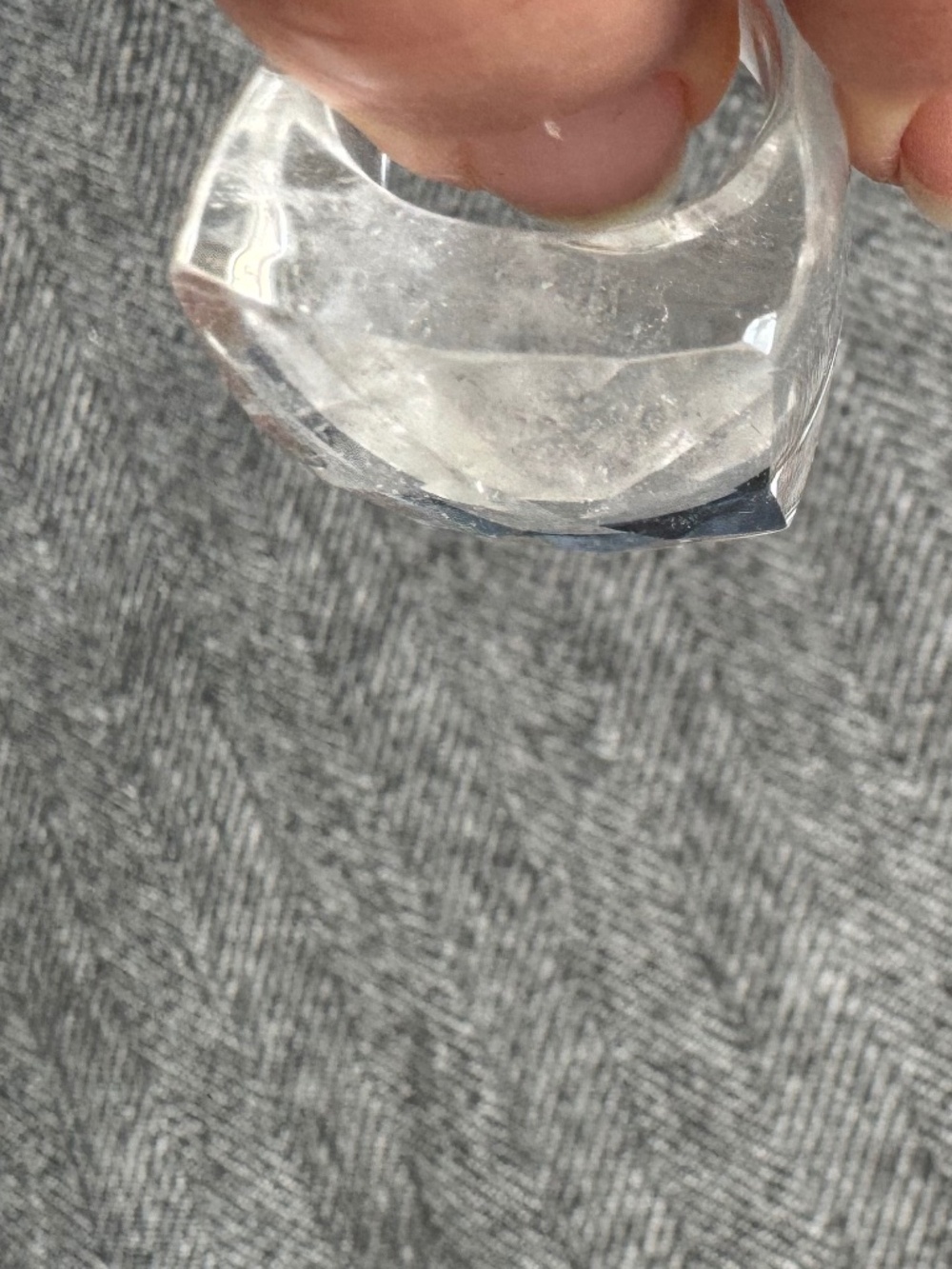 NWOT, ROOST, FACETED TOP, CLEAR ACRYLIC RING, SIZE 7 - Picture 13 of 14
